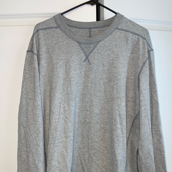 Lululemon Men’s Pullover Crew Sweatshirt - Picture 2 of 5